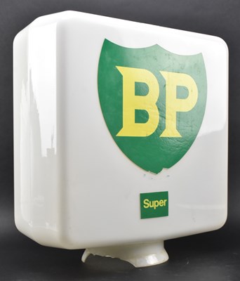 Lot 11 - BP SUPER - 1940S GLASS PETROL PUMP GLOBE