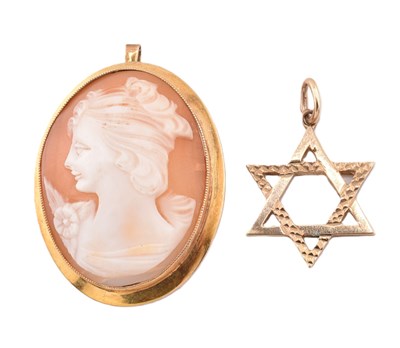 Lot 187 - HALLMARKED 9CT GOLD CAMEO BROOCH & STAR PENDANT