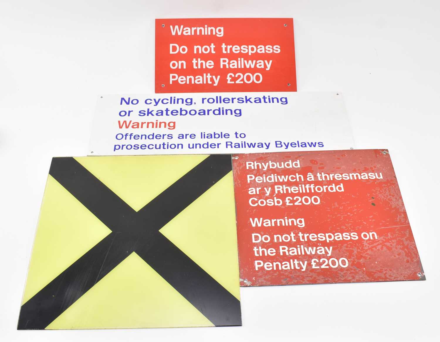 Lot 210 - RAILWAYANA - MIXED SELECTION OF SIGNS
