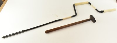 Lot 223 - RAILWAYANA - EARLY 20TH CENTURY PIG-STICK & WHEEL TAPPER HAMMER