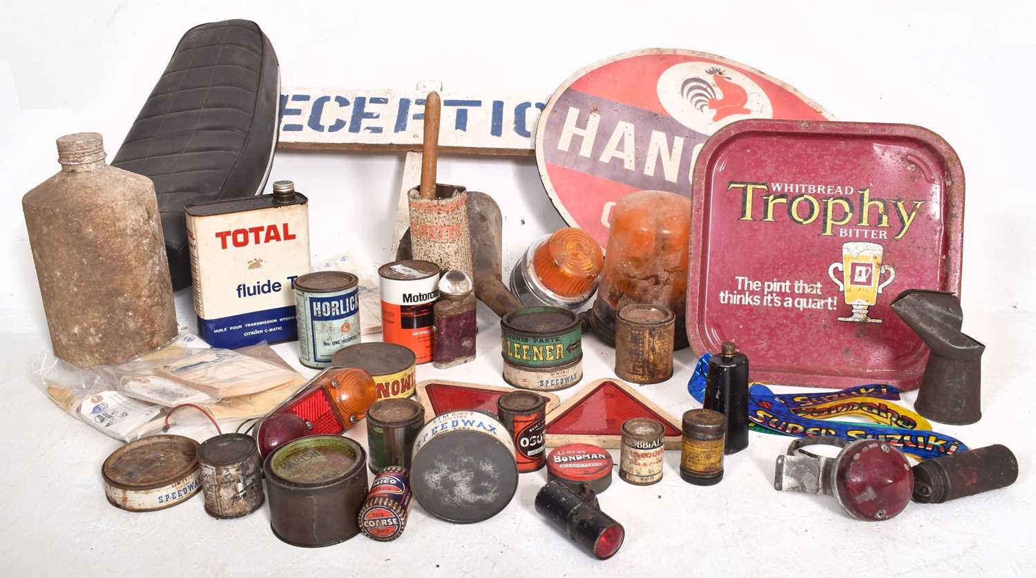 Lot 102 - MIXED SELECTION MOTORING RELATED ITEMS