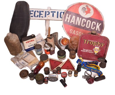 Lot 102 - MIXED SELECTION MOTORING RELATED ITEMS