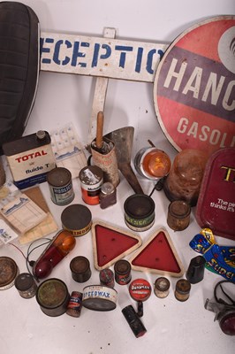 Lot 102 - MIXED SELECTION MOTORING RELATED ITEMS