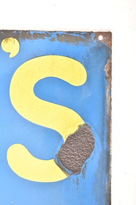 Lot 180 - SPRATTS BIRD SEEDS - MID CENTURY VINTAGE ENAMEL ADVERTISING SIGN