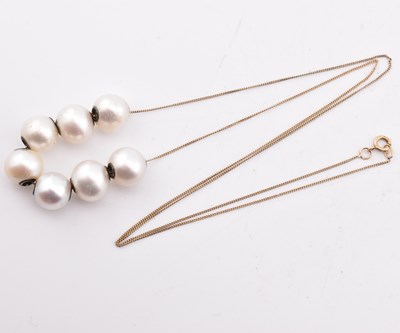 Lot 300 - 9CT GOLD & CULTURED PEARL NECKLACE
