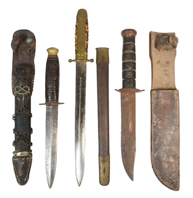 Lot 243 - COLLECTION OF ASSORTED VINTAGE KNIVES