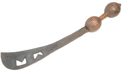 Lot 48 - 19TH CENTURY AKRAFENA SWORD
