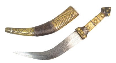 Lot 47 - 19TH CENTURY PALESTINIAN JAMBIYA DAGGER