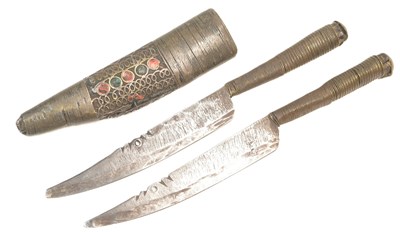 Lot 149 - PAIR OF 19TH CENTURY ALGERAN RAZOR KNIVES