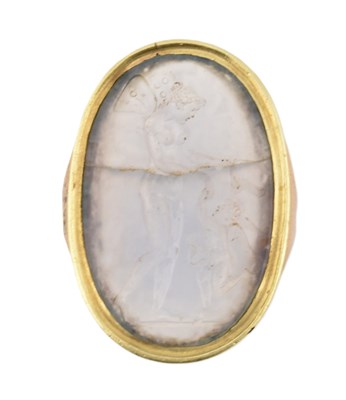 Lot 15 - 19TH CENTURY BLUE CHALCEDONY INTAGLIO CUPID PSYCHE RING