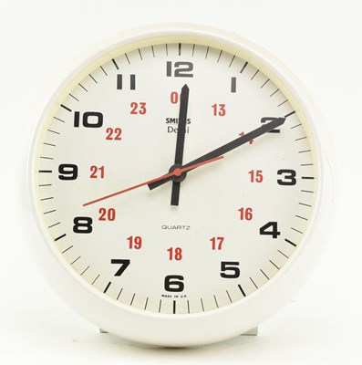 Lot 230 - RAILWAYANA - MODERN BRITISH RAILWAYS WALL CLOCK