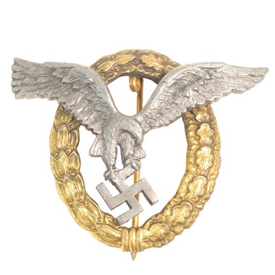 Lot 306 - WWII SECOND WORLD WAR GERMAN LUFTWAFFE PILOT OBSERVERS BADGE