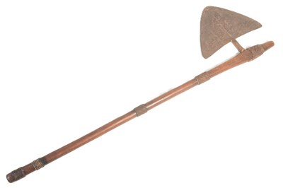 Lot 161 - EARLY 20TH CENTURY AFRICAN ZULU TRIBAL AXE