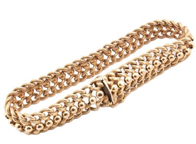 Lot 65 - ITALIAN HALLMARKED 18CT GOLD MESH LINK BRACELET