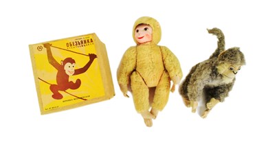 Lot 260 - COLLECTION OF VINTAGE MECHANICAL & SOFT TOYS