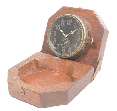 Lot 102 - WWII SECOND WORLD WAR GERMAN LUFTWAFFE COCKPIT CLOCK