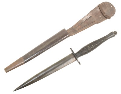Lot 24 - SECOND WORLD WAR FAIRBAIRN SYKES 2ND PATTERN COMMANDO DAGGER