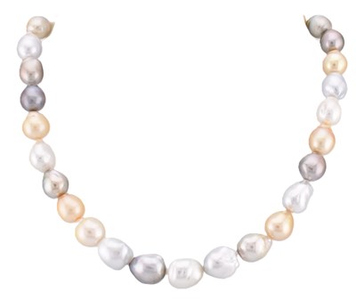 Lot 121 - SOUTH SEA BAROQUE PEARL NECKLACE