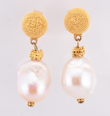 Lot 111 - 18CT GOLD & BAROQUE SOUTH SEA PEARL PENDANT EARRINGS