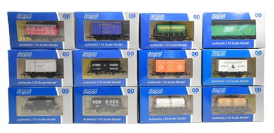 Lot 204 - MODEL RAILWAY - DAPOL OO GAUGE ROLLING STOCK