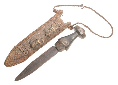 Lot 396 - EAST AFRICAN TRIBAL DAGGER