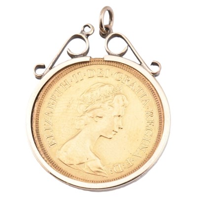 Lot 150 - MOUNTED 1980 FULL SOVEREIGN NECKLACE PENDANT