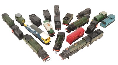 Lot 287 - MODEL RAILWAY - COLLECTION OF OO GAUGE LOCOMOTIVES
