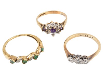 Lot 256 - THREE 9CT GOLD & GEM SET RINGS
