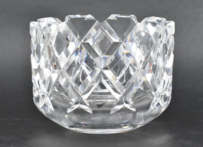 Lot 93 - GUNNAR CYRÉN FOR ORREFORS SWEDEN - DIAMOND CUT GLASS FRUIT BOWL