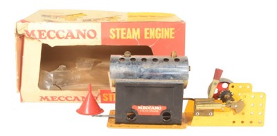 Lot 248 - MECCANO - VINTAGE MECCANO STATIONARY STEAM ENGINE
