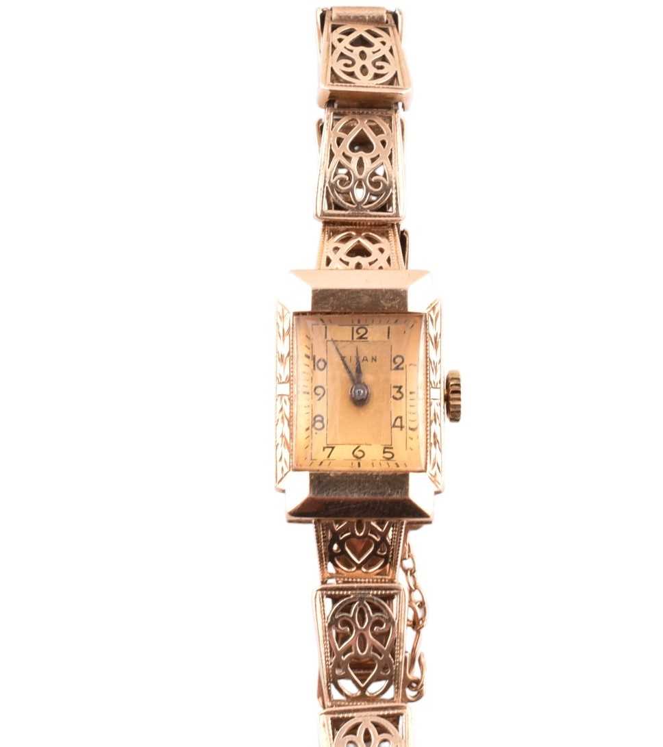 Lot 93 - HALLMARKED 9CT ROSE GOLD TITAN WRISTWATCH