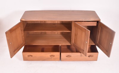 Lot 355 - ERCOL FURNITURE - MID CENTURY ELM SIDEBOARD CREDENZA