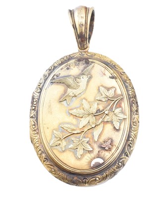 Lot 261 - VICTORIAN GILT LOCKET