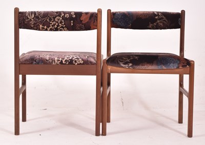 Lot 487 - MCINTOSH & CO - DINING TABLE AND MATCHING FOUR CHAIRS