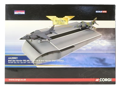 Lot 25 - AVIATION ARCHIVE - CORGI 1/72 SCALE AVIATION DIECAST MODEL PLANE