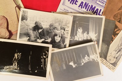 Lot 1 - CHUCK BERRY - BRISTOL COLSTON HALL 1964 - PROGRAMME, HANDBILL & UNSEEN PHOTOS