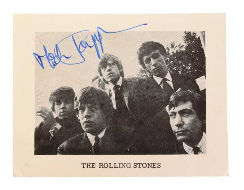 Lot 25 - MICK JAGGER - THE ROLLING STONES - EARLY AUTOGRAPHED PROMO PHOTO