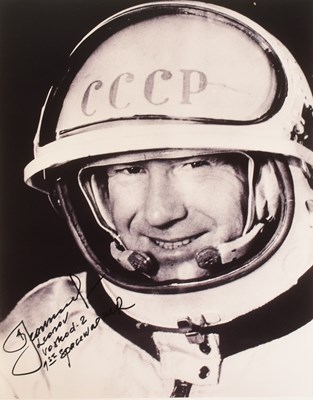 Lot 178 - SPACE EXPLORATION - ALEXEI LEONOV - FIRST SPACEWALKER - SIGNED 8X10" PHOTO