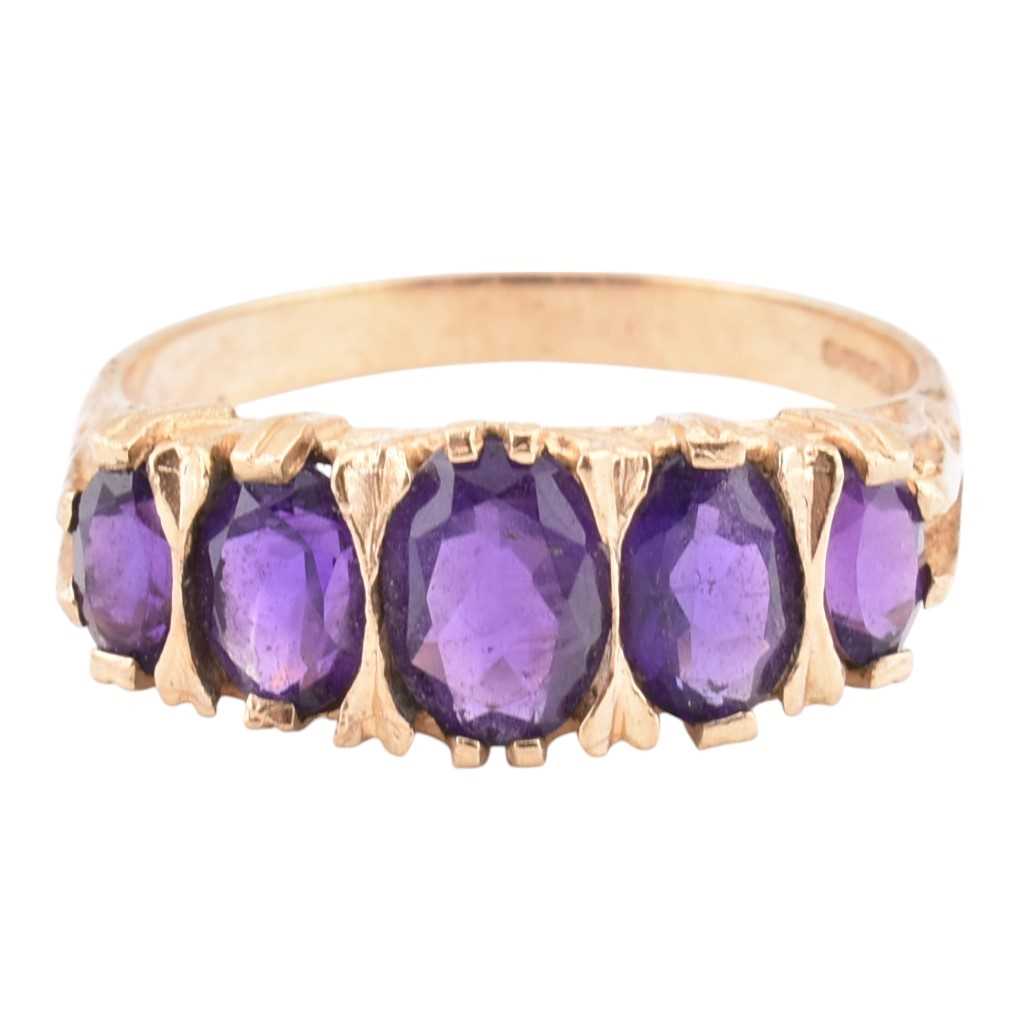 Lot 128 - HALLMARKED 9CT GOLD & AMETHYST FIVE STONE RING