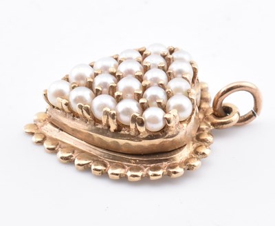 Lot 79 - HALLMARKED 9CT GOLD & PEARL HEART NECKLACE PENDANT