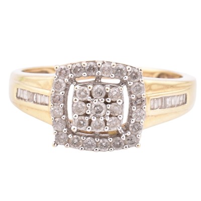 Lot 254 - HALLMARKED 9CT GOLD & DIAMOND RING