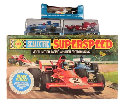 Lot 275 - CALEXTRIC - VINTAGE SUPER SPEED SCALEXTRIC SET