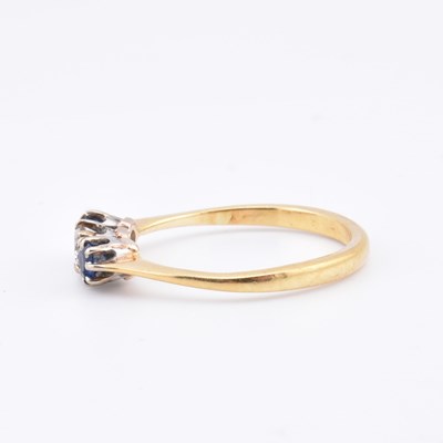 Lot 126 - 18CT GOLD SAPPHIRE & DIAMOND RING