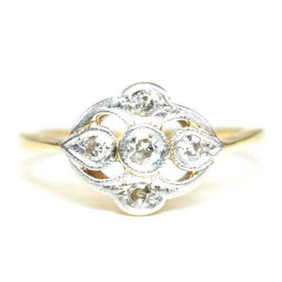 Lot 108 - 18CT GOLD & PLATINUM DIAMOND FIVE STONE RING