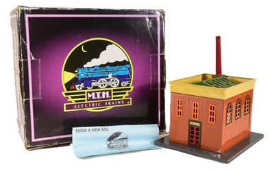 Lot 24 - MODEL RAILWAY - MTH TINPLATE O GAUGE TRACKSIDE POWER HOUSE