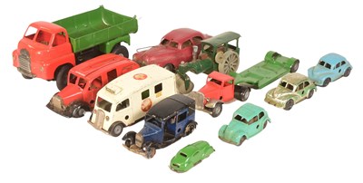 Lot 29 - MINIC TOYS - VINTAGE TRIANG MINIC CLOCKWORK TOY CARS