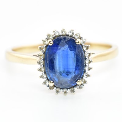 Lot 77 - HALLMARKED 9CT GOLD KYANITE HALO RING