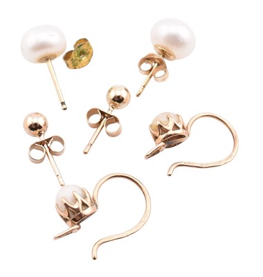 Lot 244 - COLLECTION OF GOLD & PEARL EARRINGS