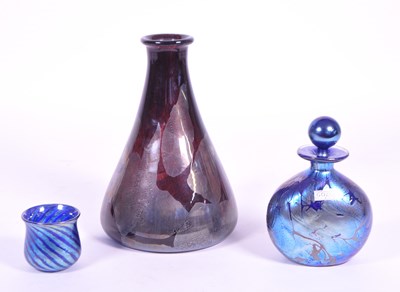 Lot 41 - COLLECTION OF THREE 20TH CENTURY STUDIO GLASS PIECES