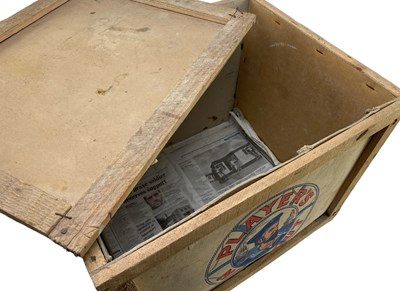 Lot 29 - PLAYER'S NAVY CUT SHIPPING CRATE
